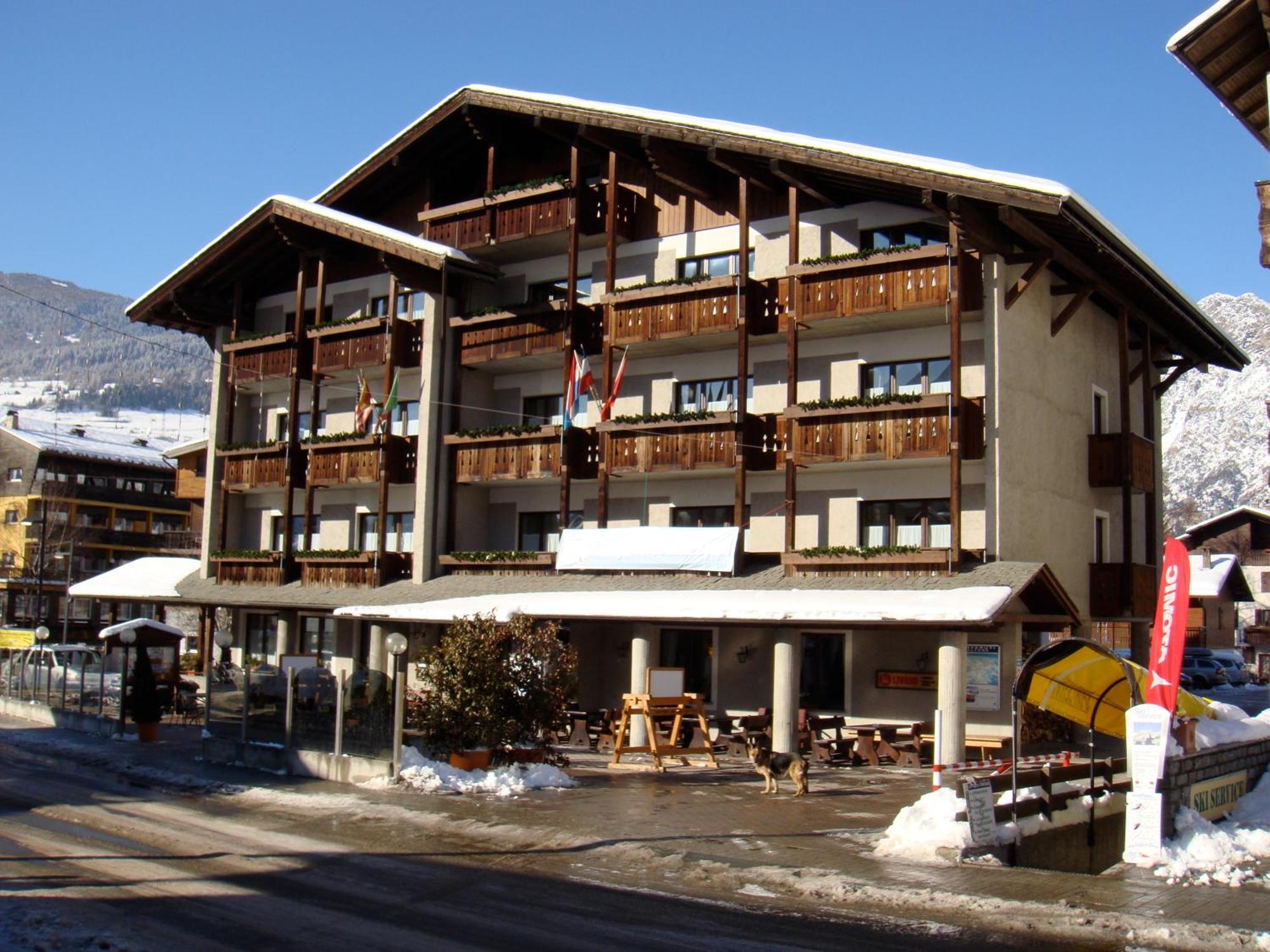 Hotel Derby 3*