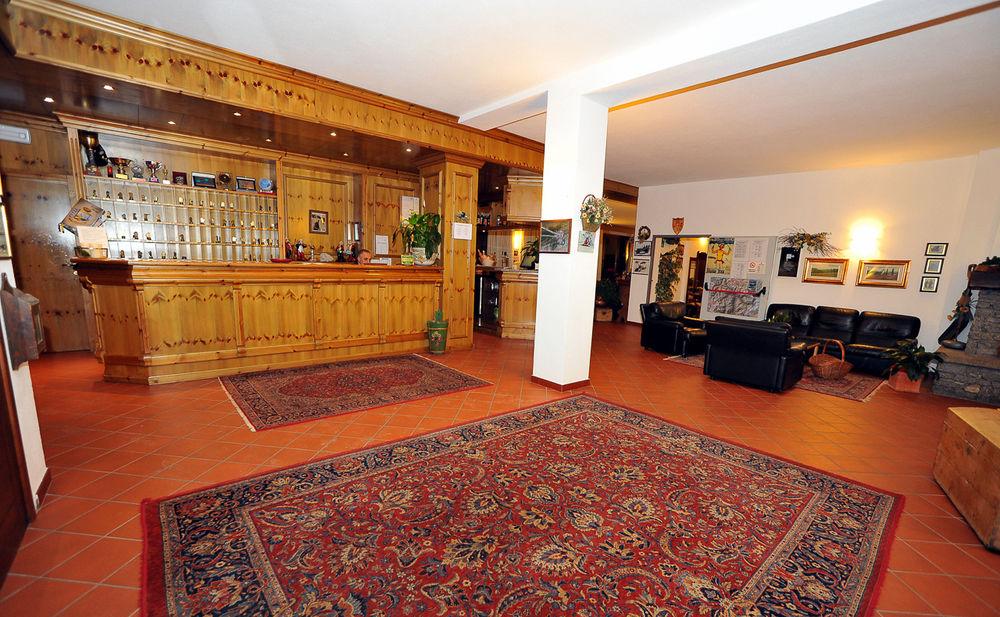 Derby Hotel 3*