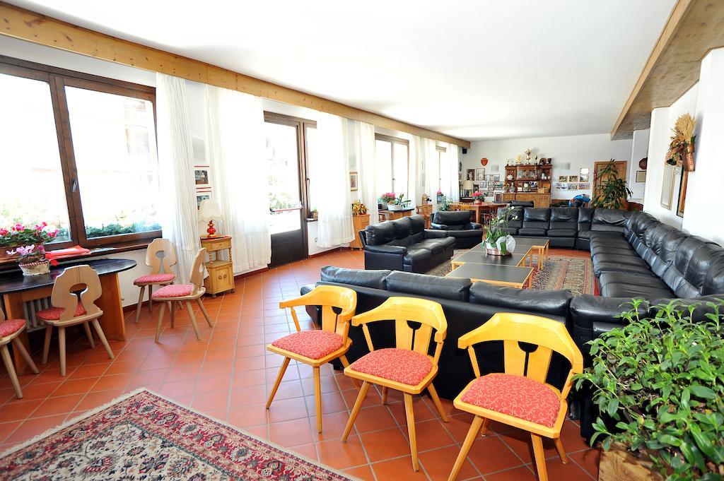 Derby Hotel 3*