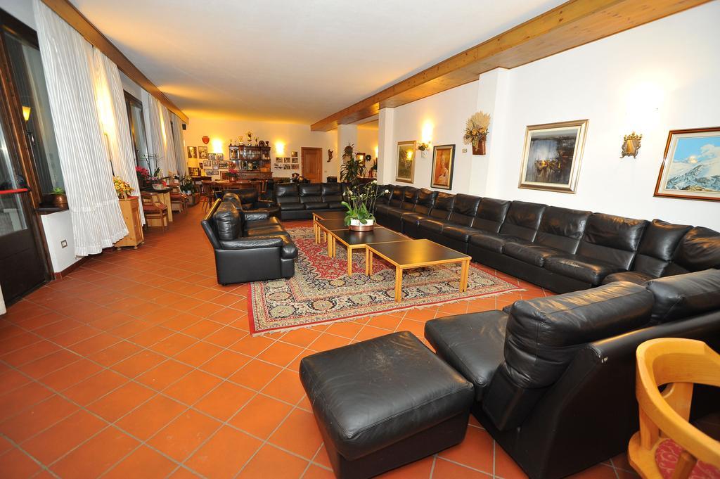 Hotel Derby 3*